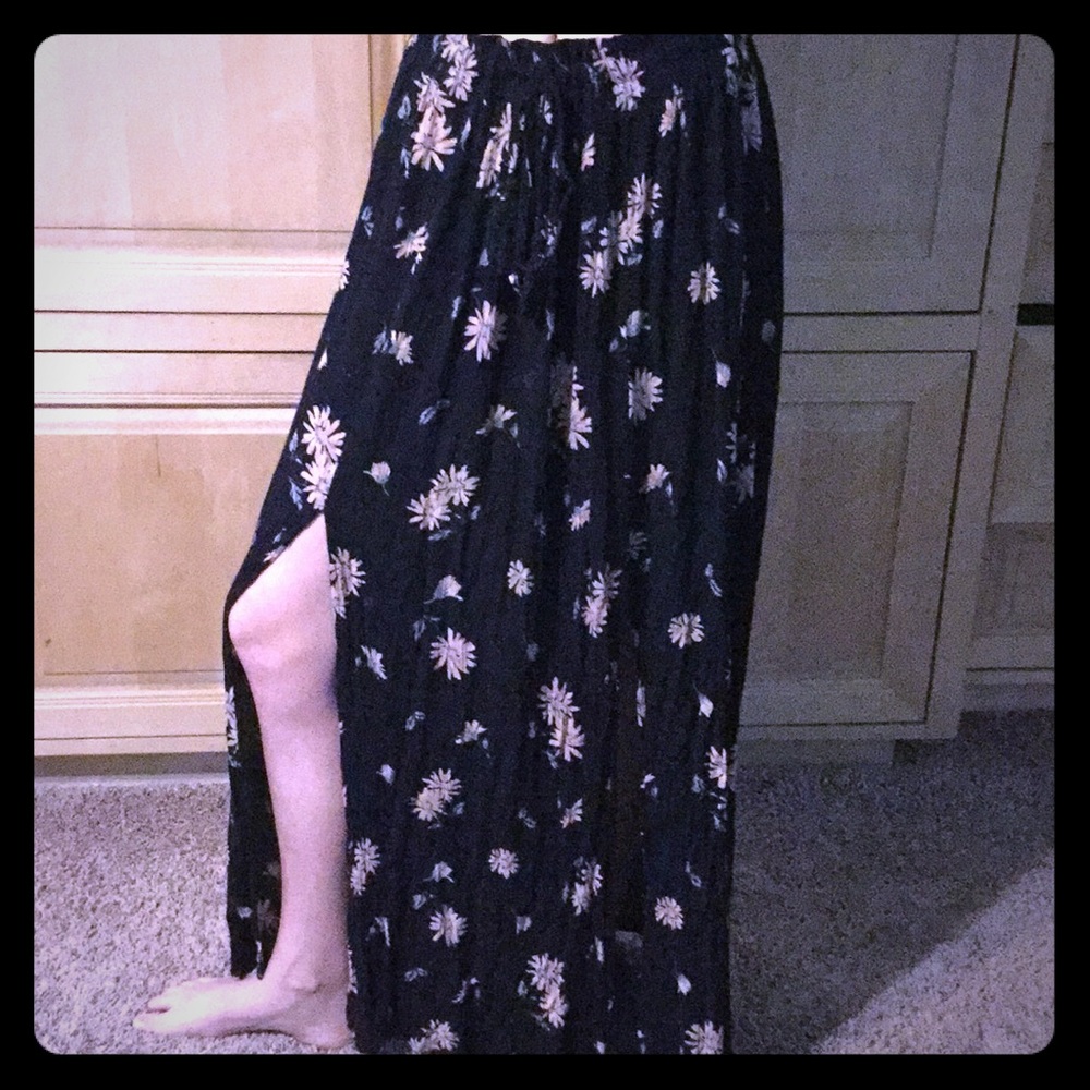 Flower Printed Maxi skirt